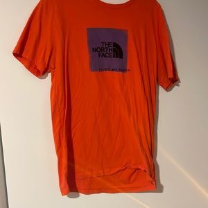 Mens north face shirt size large